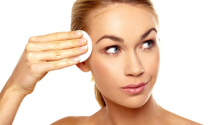 Why your pores look huge