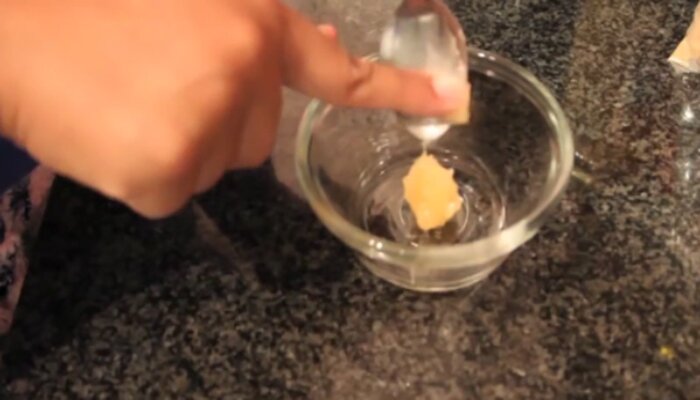 How to Lighten Dark Lips Naturally