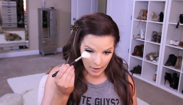 Make Up Tutorial Using Affordable Make Up and Brushes