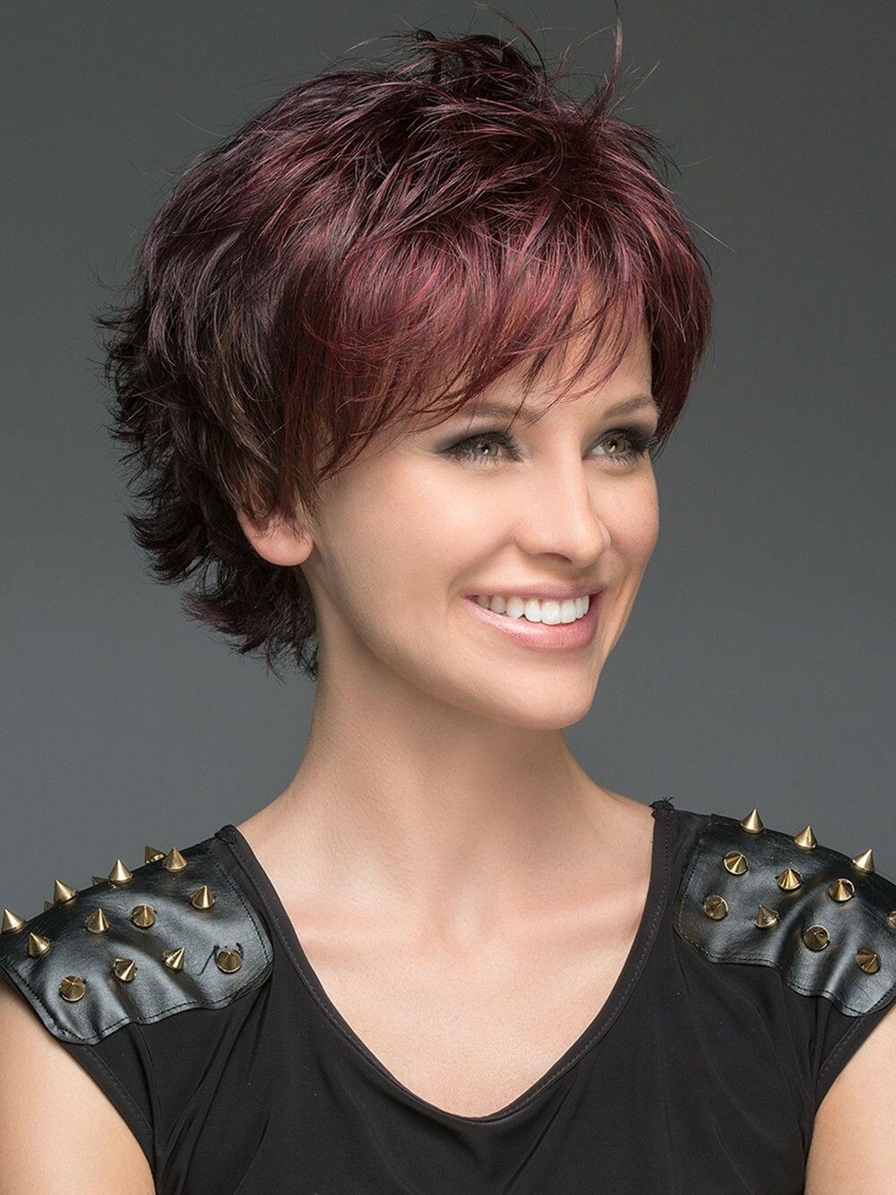 Two Ways to Wear a Short Shag Haircut